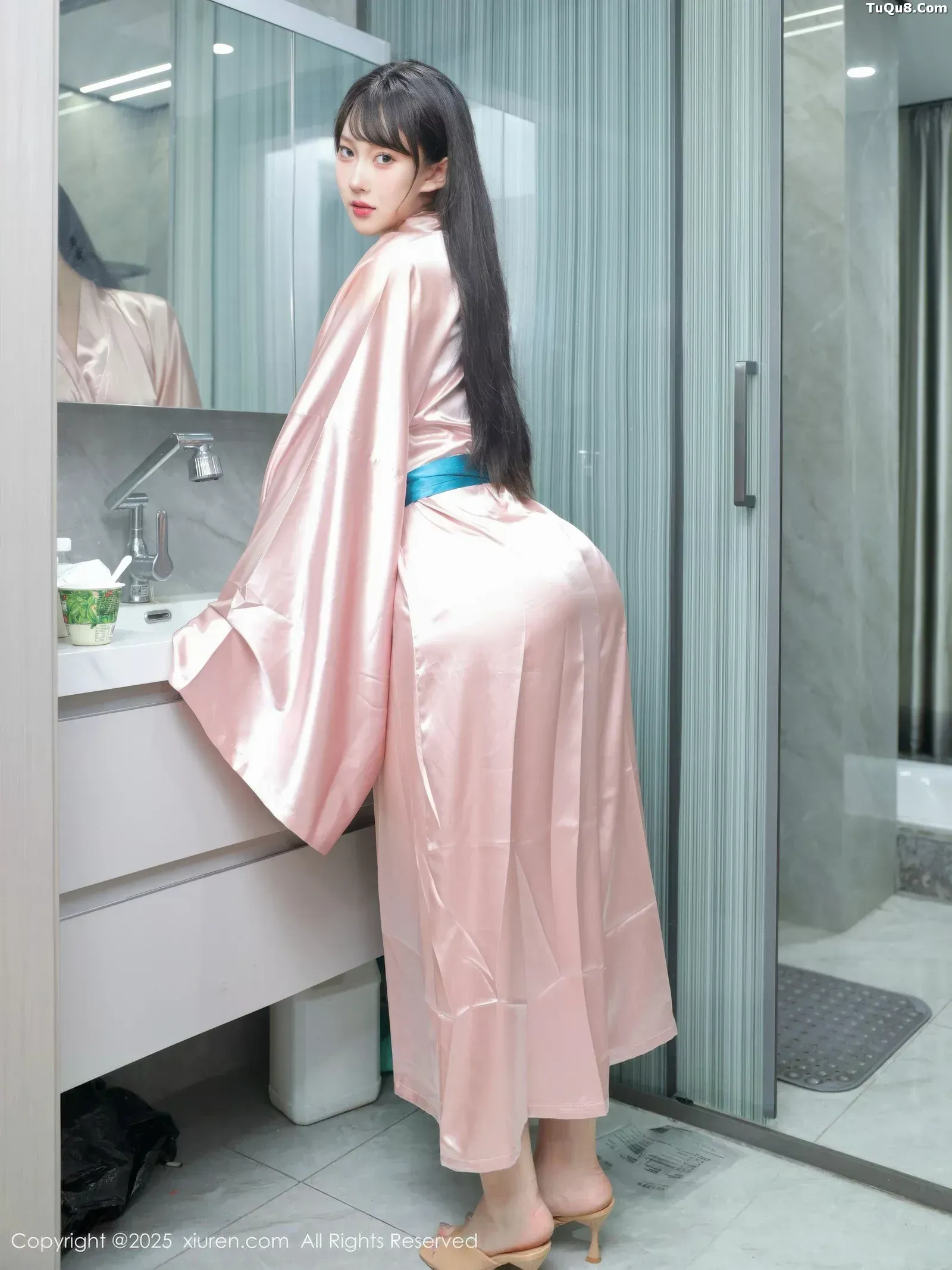 [XiuRen秀人网]第10724期李沁恩写真
