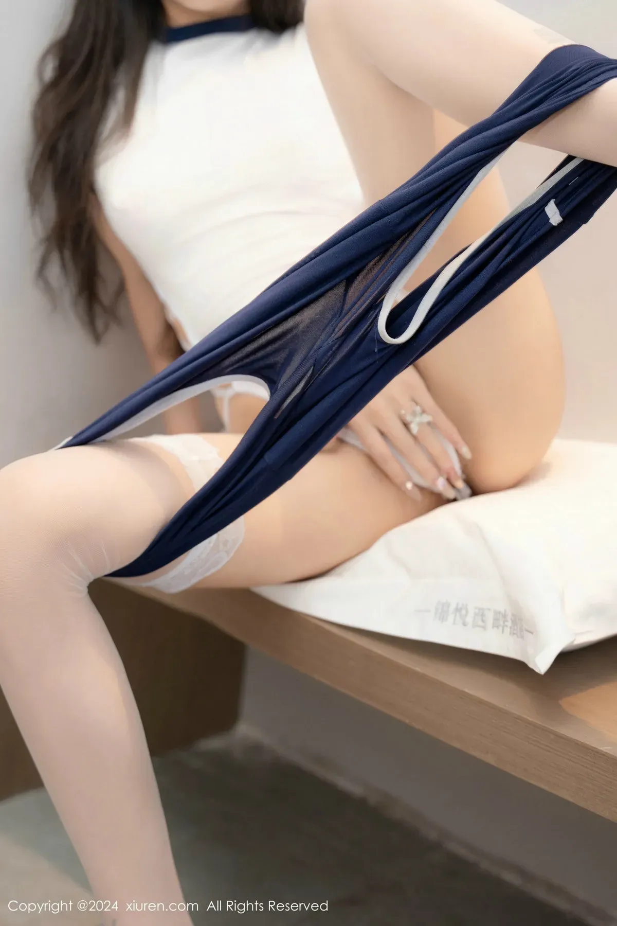 [XiuRen秀人网]第9654期羊大衣写真 - image 4