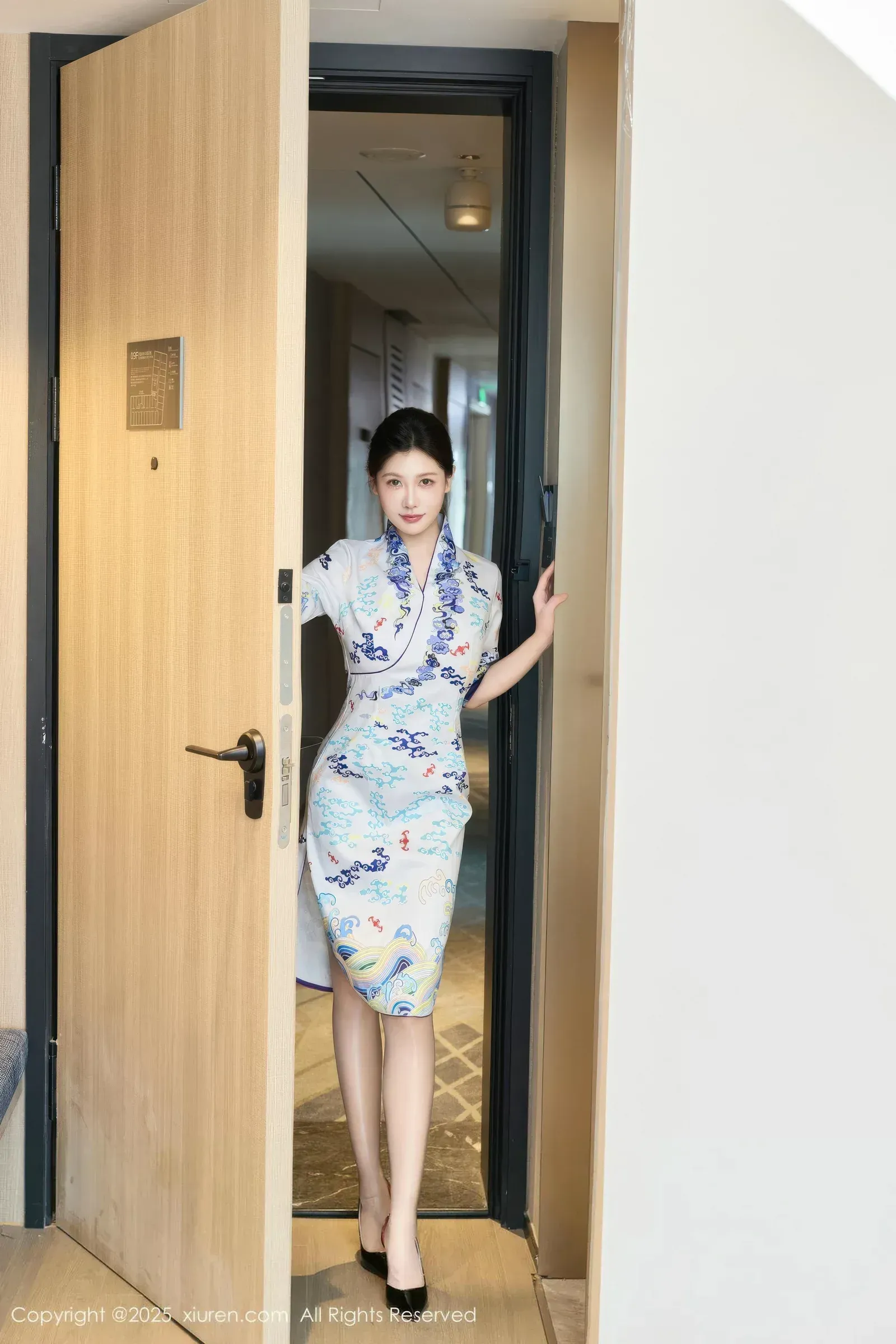 [XiuRen秀人网]第10654期尹甜甜写真