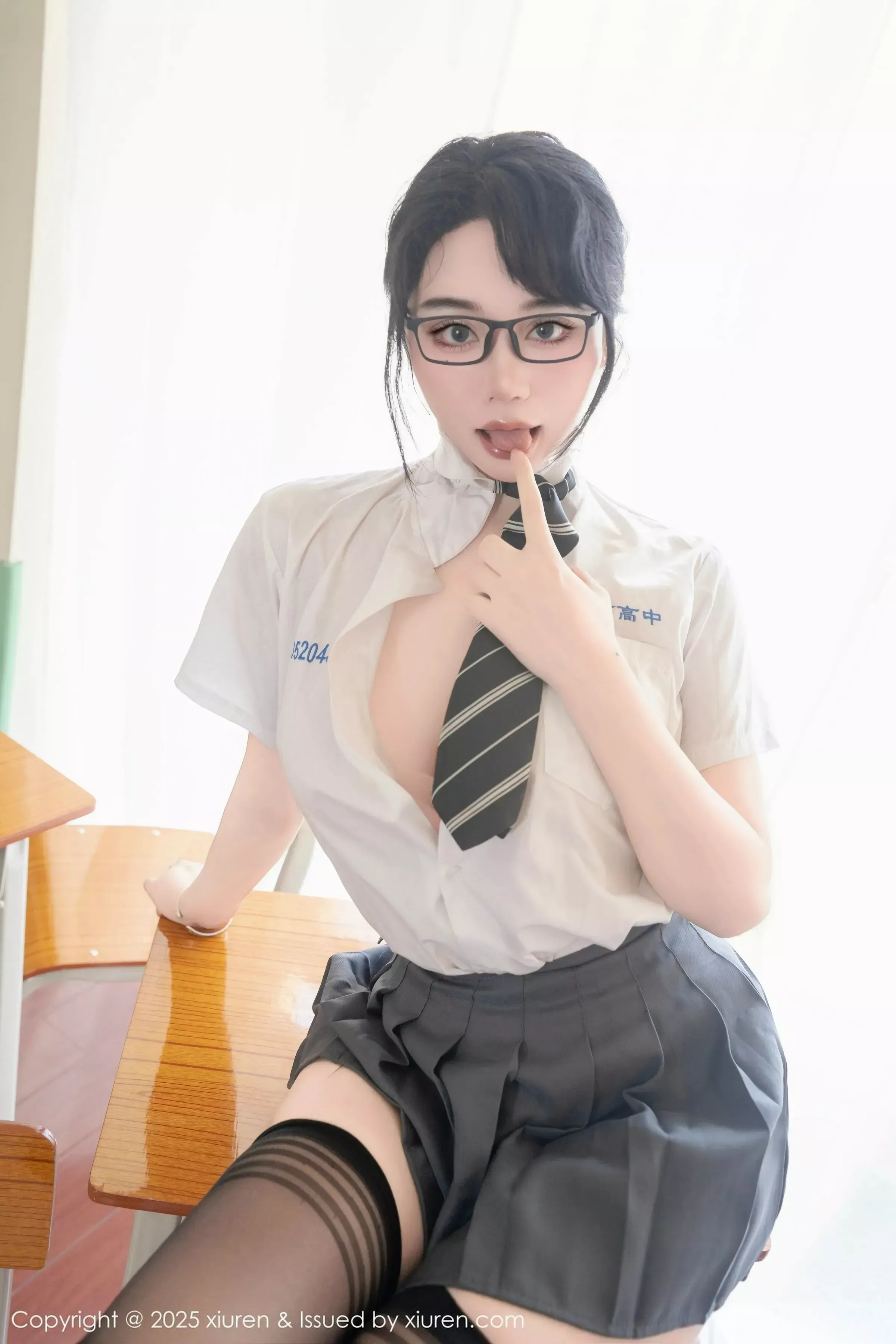 [XiuRen秀人网]第10530期汐汐爱吃草莓写真 - image 15