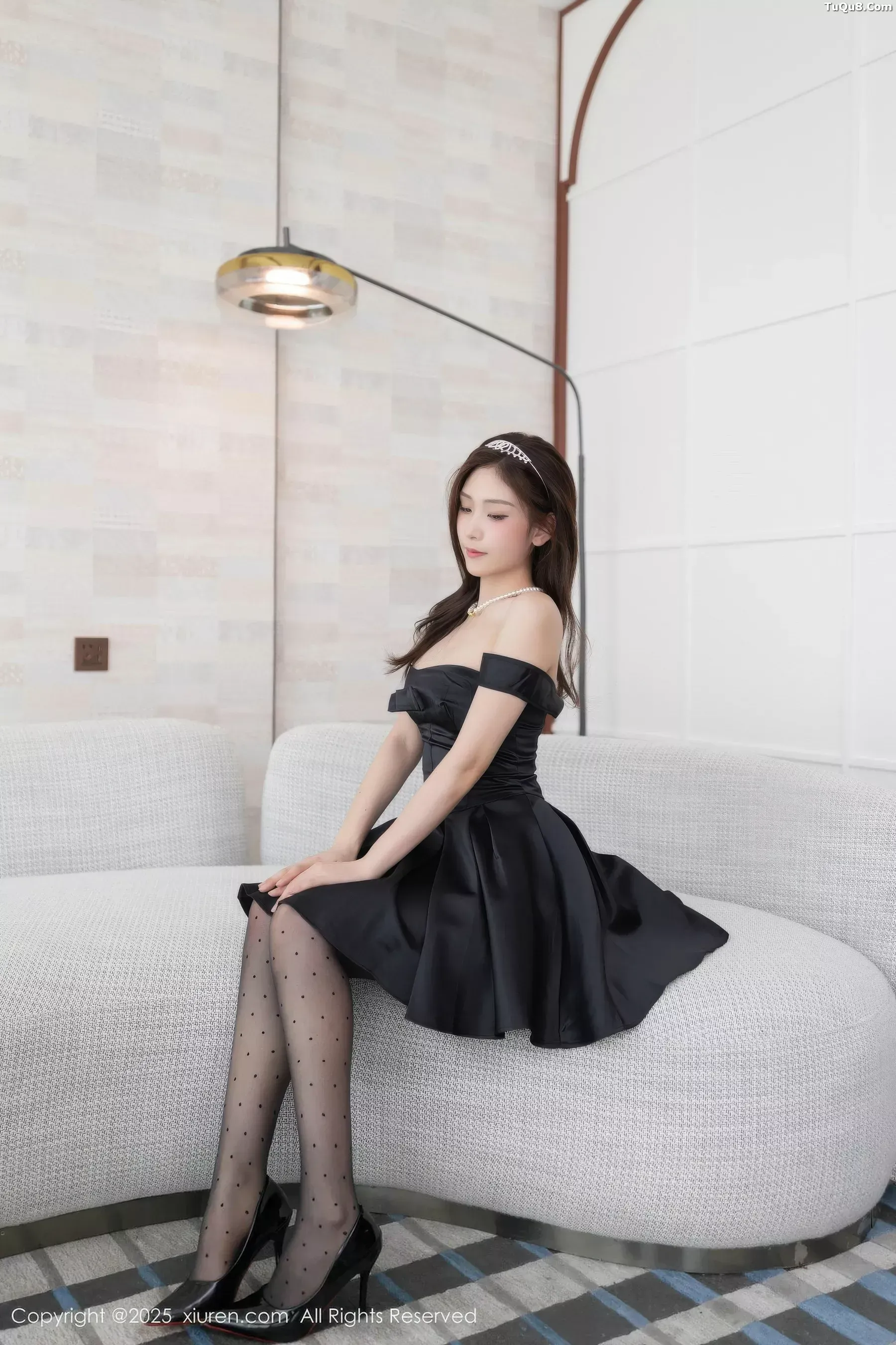 [XiuRen秀人网]第10878期刘婷婷写真