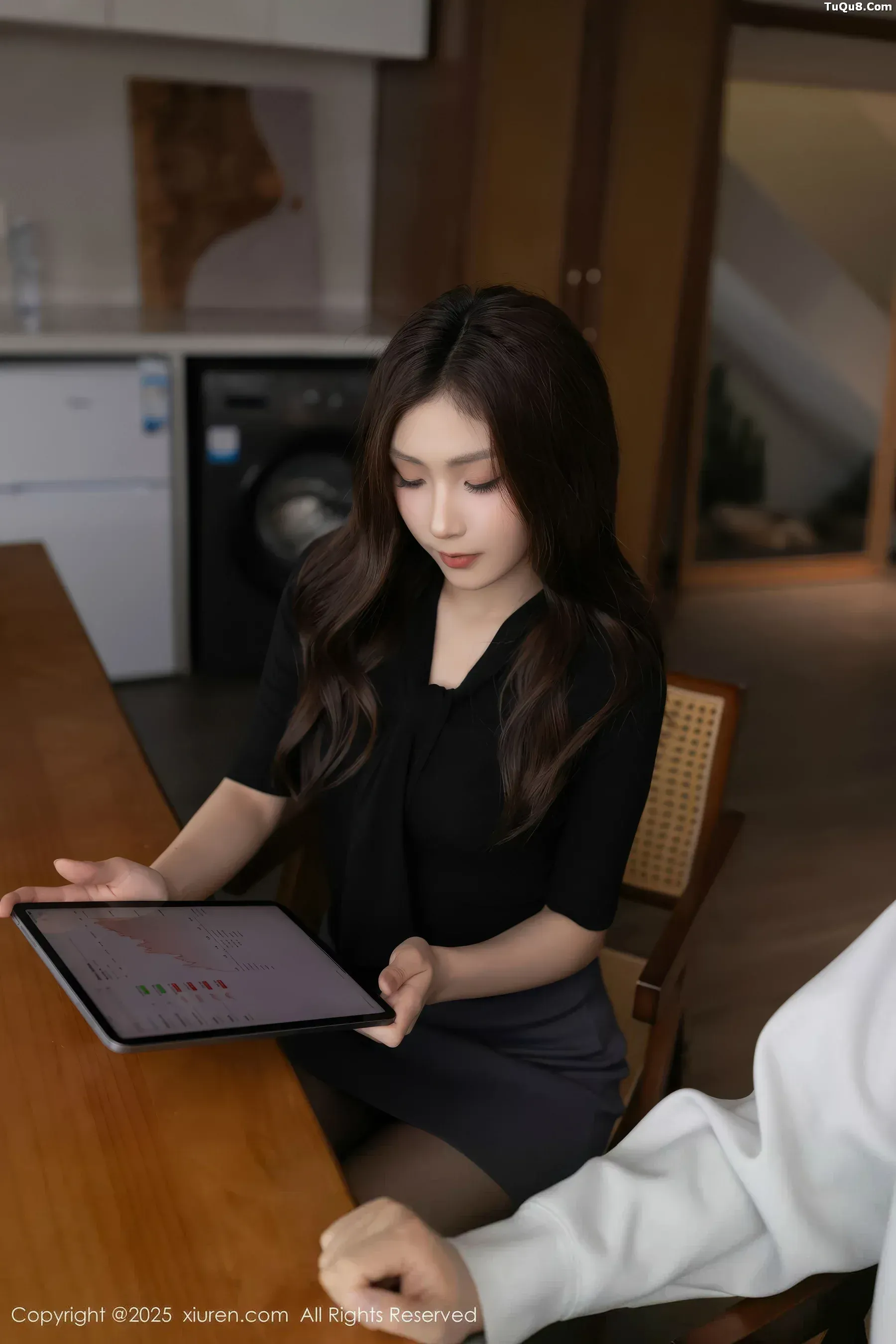 [XiuRen秀人网]第10930期刘婷婷写真 - image 2