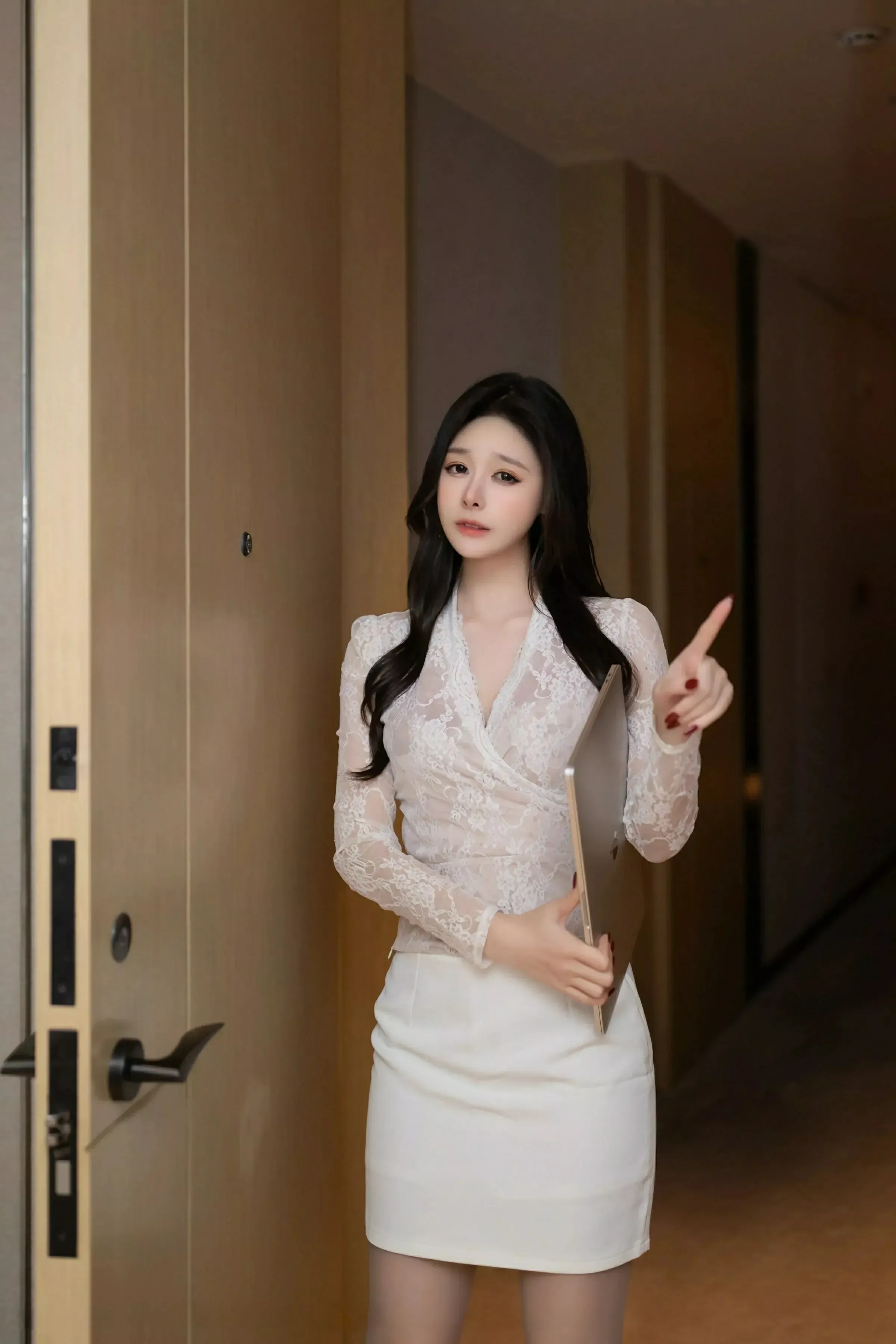 [XiuRen秀人网]第10143期小逗逗写真 - image 4