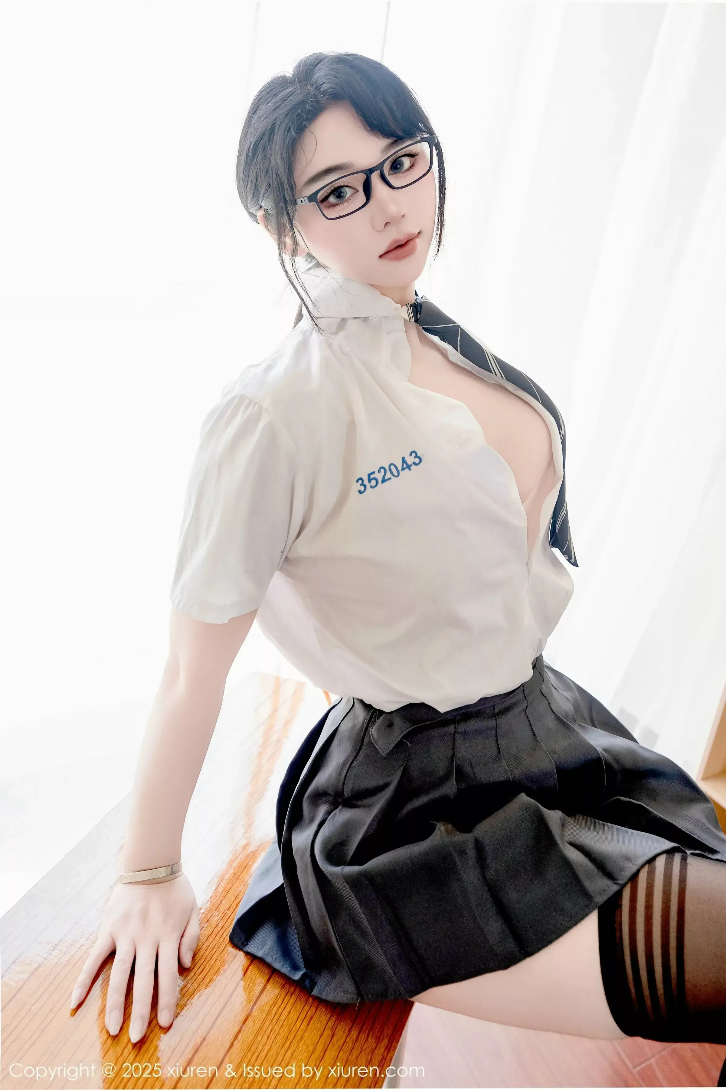 [XiuRen秀人网]第10530期汐汐爱吃草莓写真 - image 9