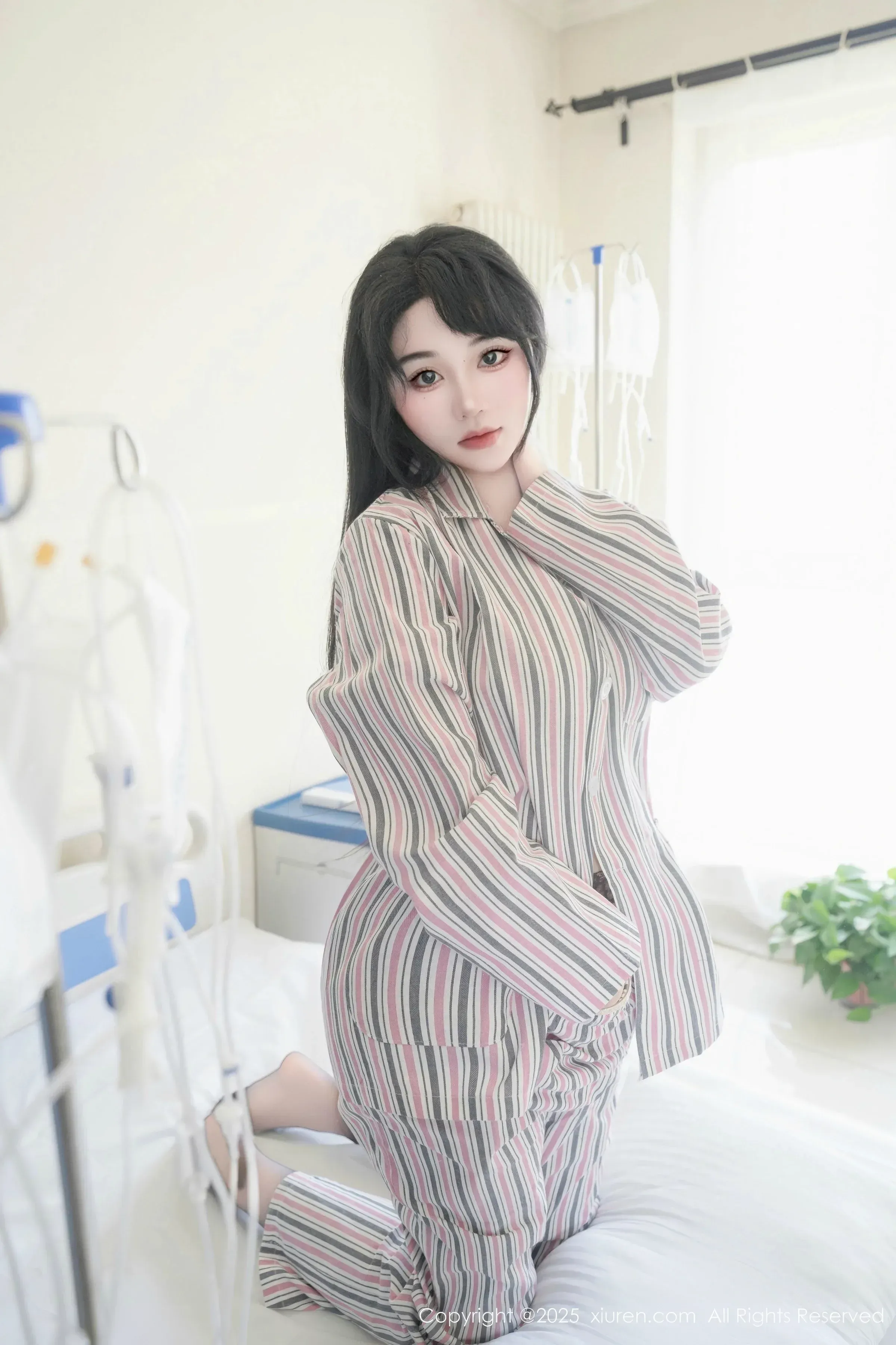 [XiuRen秀人网]第10648期汐汐爱吃草莓写真 - image 3