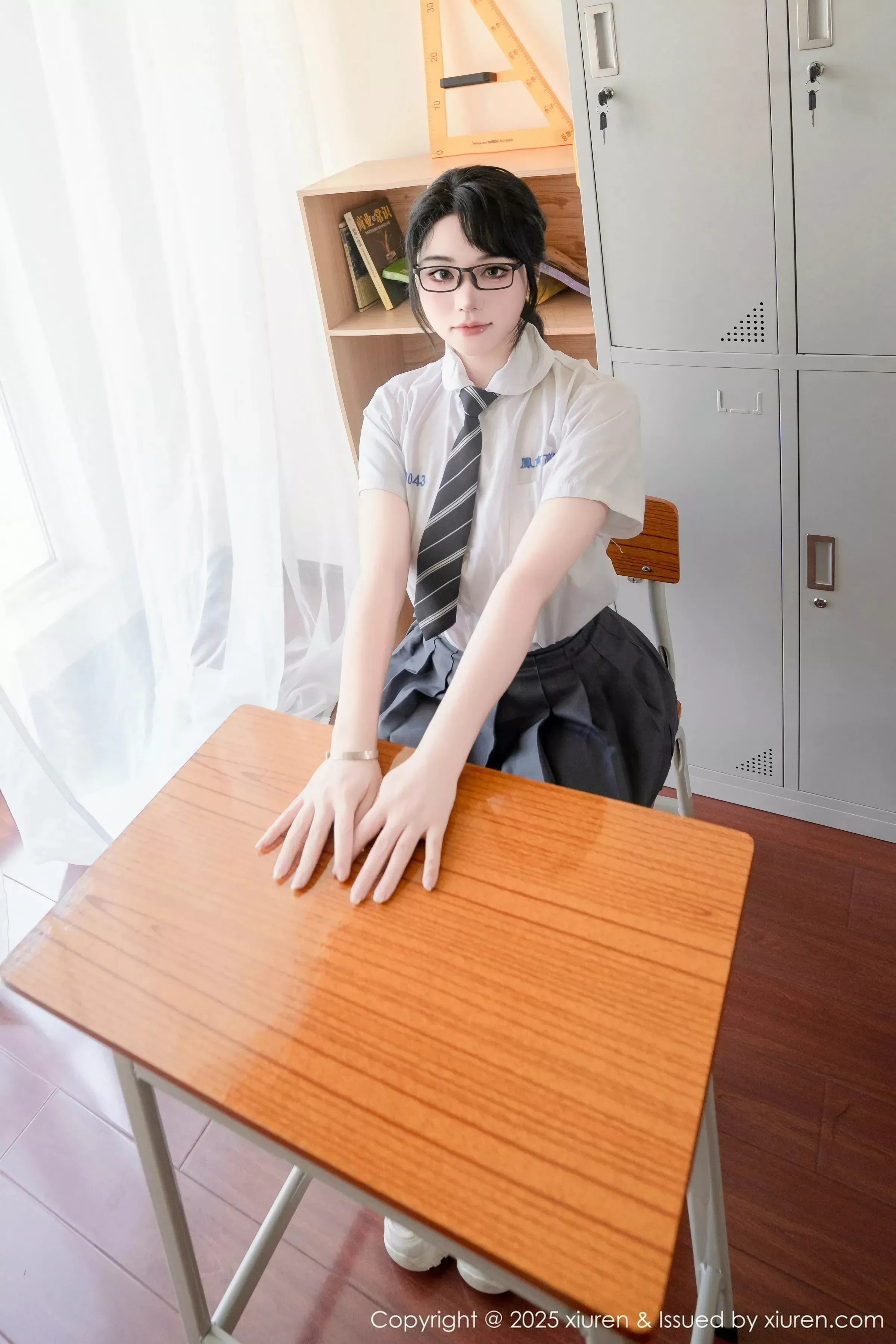 [XiuRen秀人网]第10530期汐汐爱吃草莓写真 - image 7